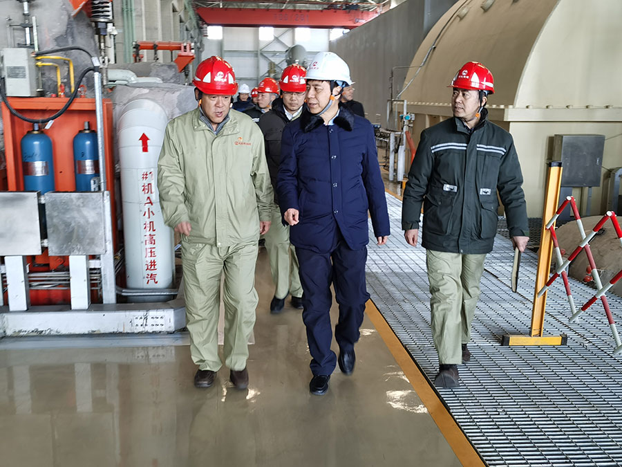 建投能源公司黨委書記、董事長(zhǎng)王雙海一行到宣化熱電、遵化熱電慰問(wèn)指導(dǎo)工作